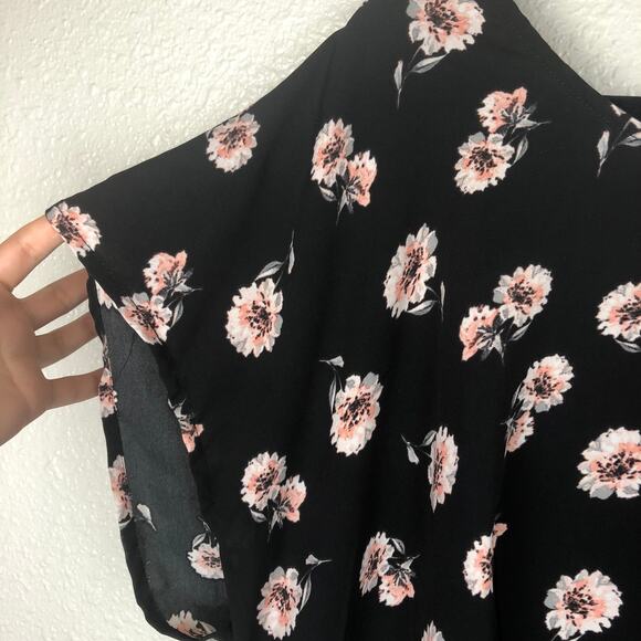 Torrid Black Floral Print Short Sleeve Bohemian Boho Classy Plus Size Blouse - Picture 5 of 8